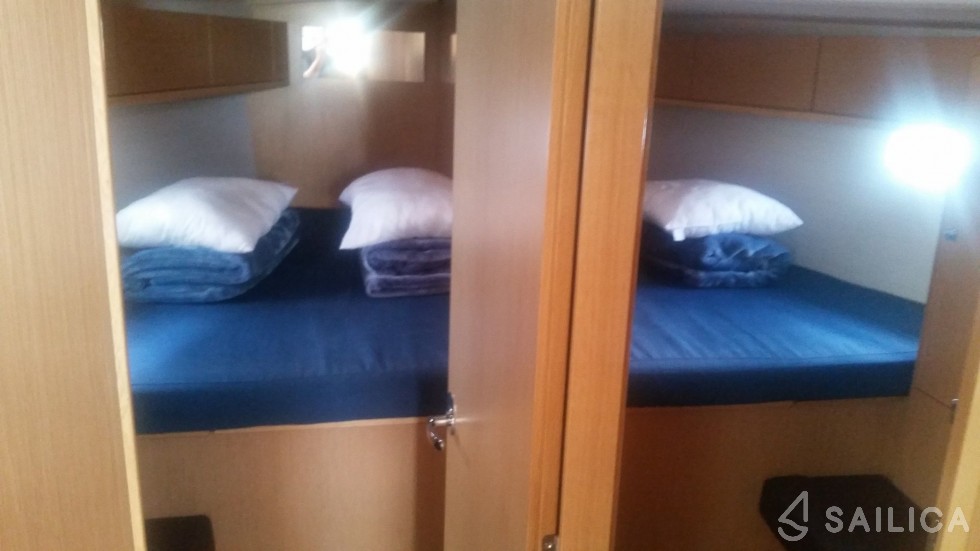 Bavaria Cruiser 46 - Yacht Charter Sailica