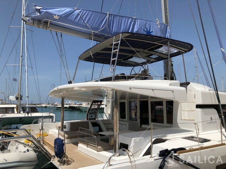 Lagoon 52F - Yacht Charter Sailica