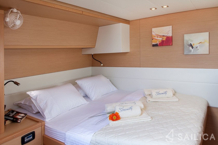 Lagoon 52F - Yacht Charter Sailica