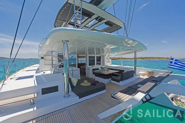 Lagoon 52F - Yacht Charter Sailica