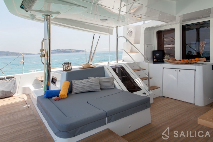 Lagoon 52F - Yacht Charter Sailica