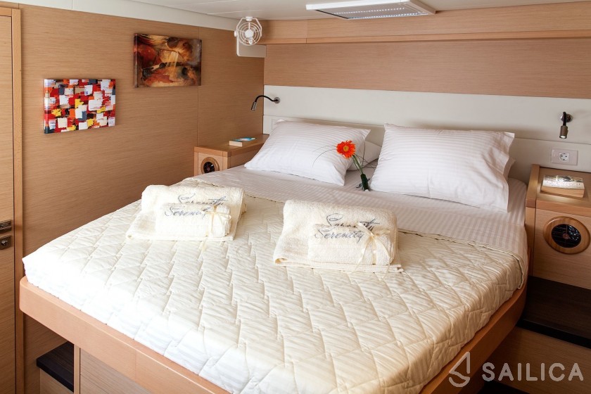 Lagoon 52F - Yacht Charter Sailica