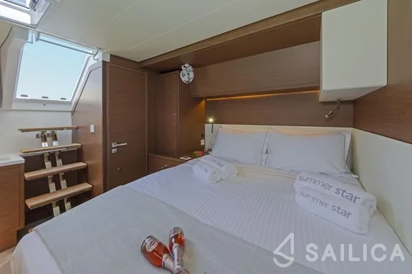 Lagoon 52F - Yacht Charter Sailica