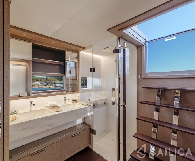Lagoon Sixty 5 - Yacht Charter Sailica