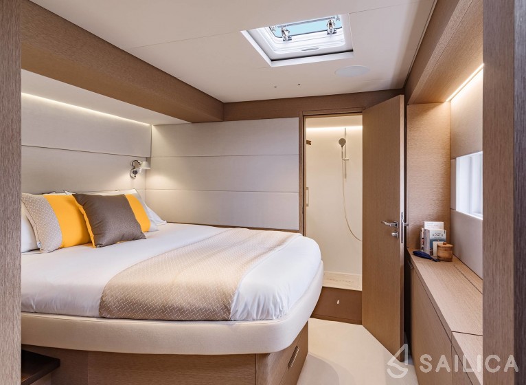 Lagoon Sixty 5 - Yacht Charter Sailica