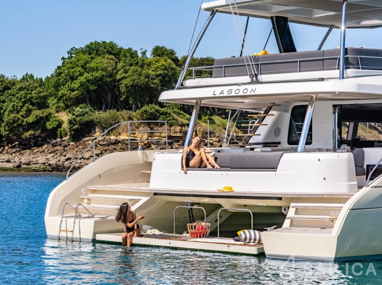 Lagoon Sixty 5 - Yacht Charter Sailica