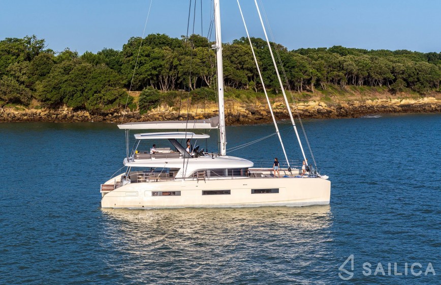 Lagoon Sixty 5 - Yacht Charter Sailica