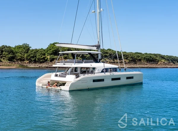 Lagoon Sixty 5 - Yacht Charter Sailica