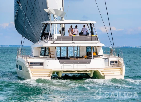 Lagoon Sixty 5 - Yacht Charter Sailica