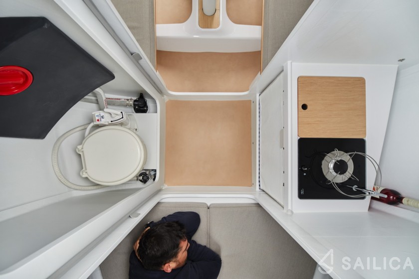 First 27 - Yacht Charter Sailica
