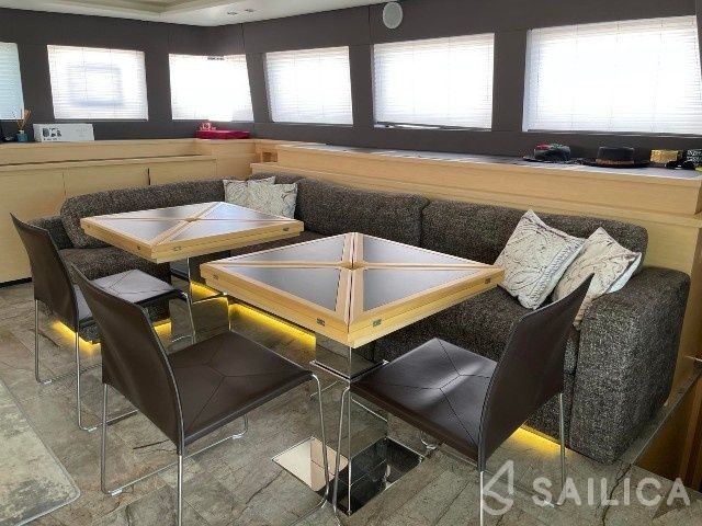 Moon Yacht 60 - Yacht Charter Sailica