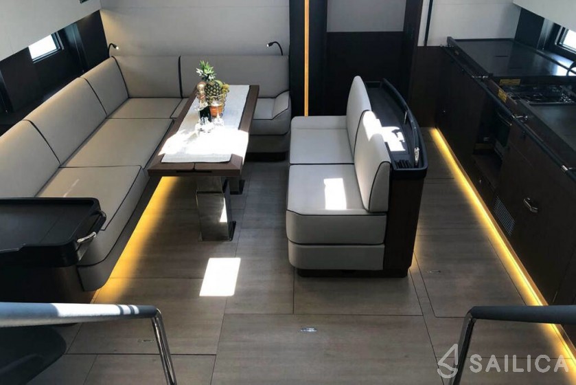 Oceanis 62 - Yacht Charter Sailica