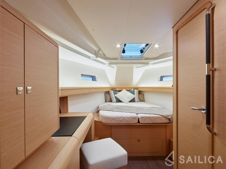 Sun Odyssey 449 - Yacht Charter Sailica