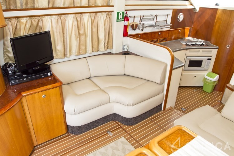 Phantom 40 - Yacht Charter Sailica
