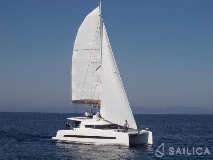 Bali 4.3 - Yacht Charter Sailica