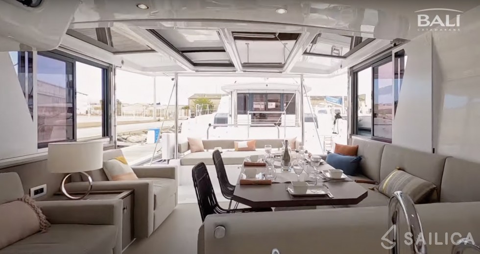 Bali 4.2 - Yacht Charter Sailica