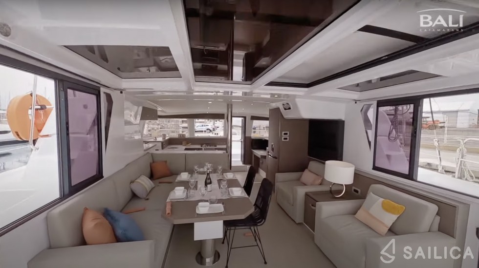 Bali 4.2 - Yacht Charter Sailica