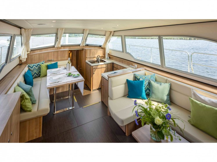 Custom Built - Yacht Charter Sailica