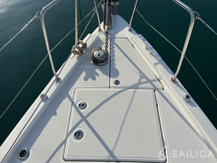 Oceanis 46.1 - Yacht Charter Sailica