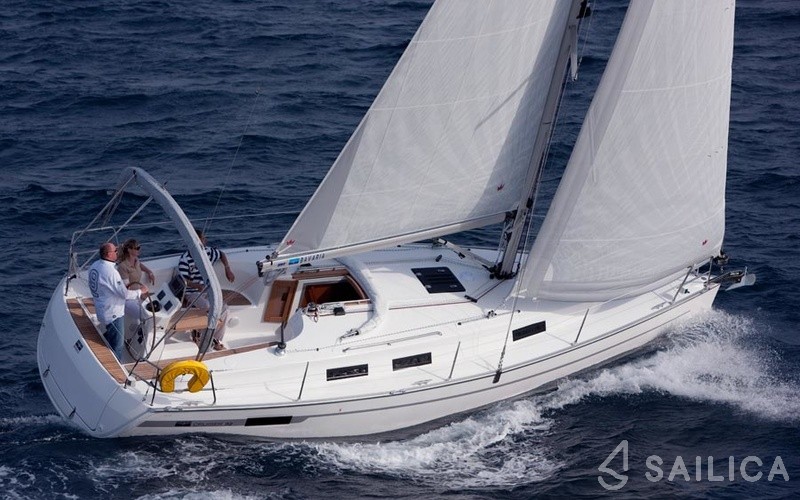 Bavaria 32 - Yacht Charter Sailica