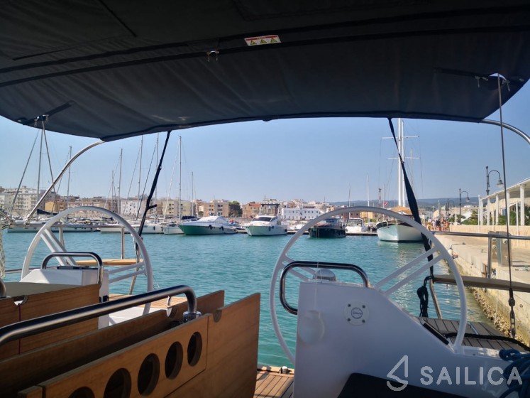 Elan Impression 45.1 - Yacht Charter Sailica