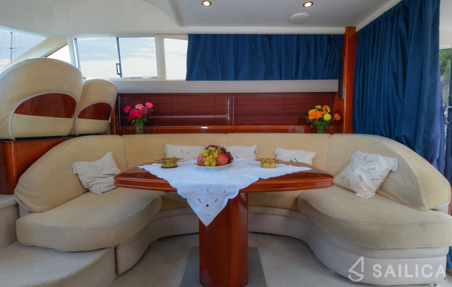 Princess 45 - Yacht Charter Sailica