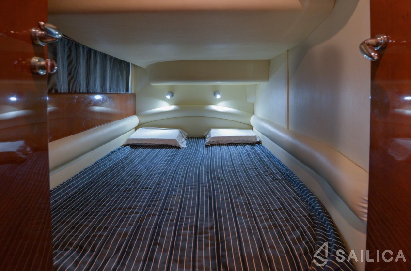 Princess 45 - Yacht Charter Sailica
