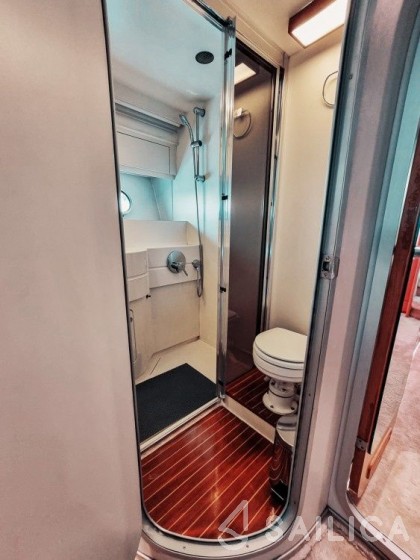Princess 55 F - Yacht Charter Sailica