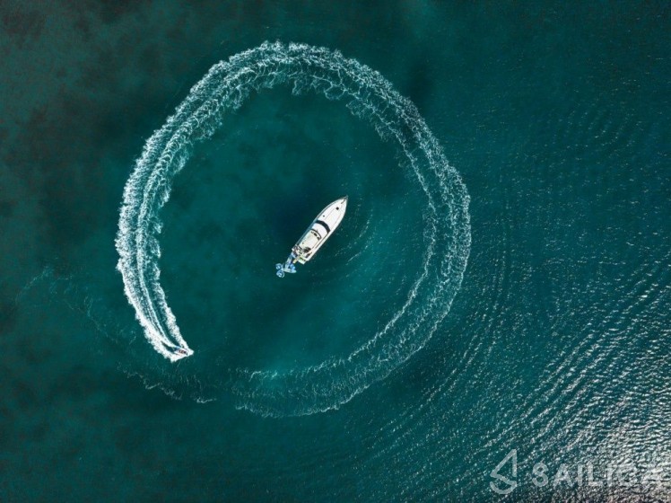 Princess 55 F - Yacht Charter Sailica