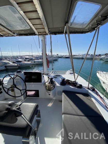 Nautitech 46 Fly - Yacht Charter Sailica