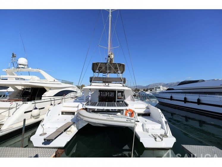 Nautitech 46 Fly - Yacht Charter Sailica