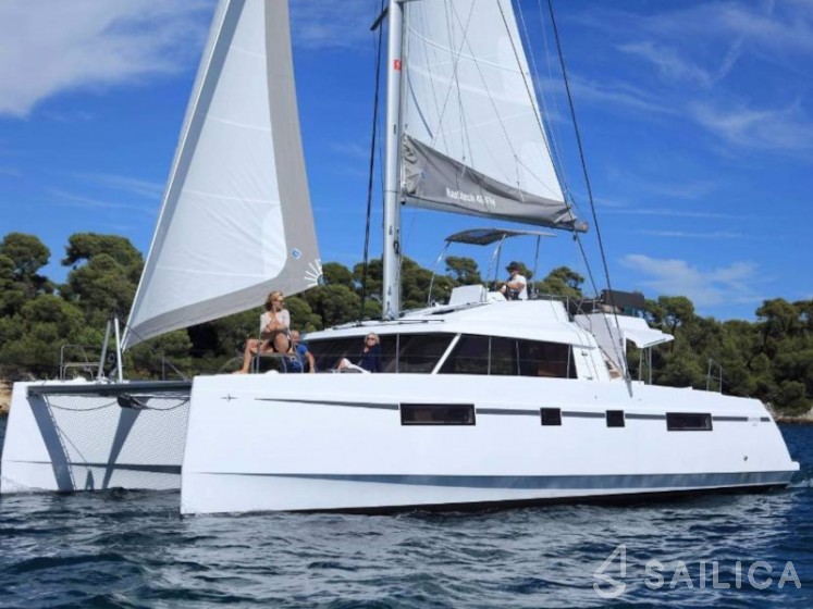 Nautitech 46 Fly - Yacht Charter Sailica