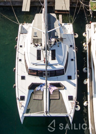 Nautitech 46 Fly - Yacht Charter Sailica