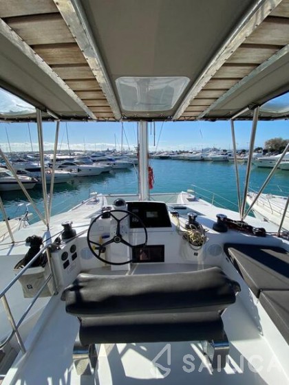 Nautitech 46 Fly - Yacht Charter Sailica