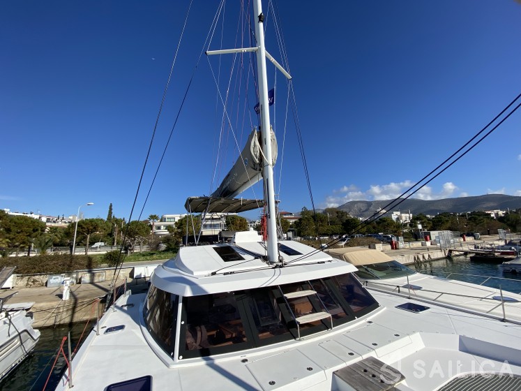Nautitech 46 Fly - Yacht Charter Sailica