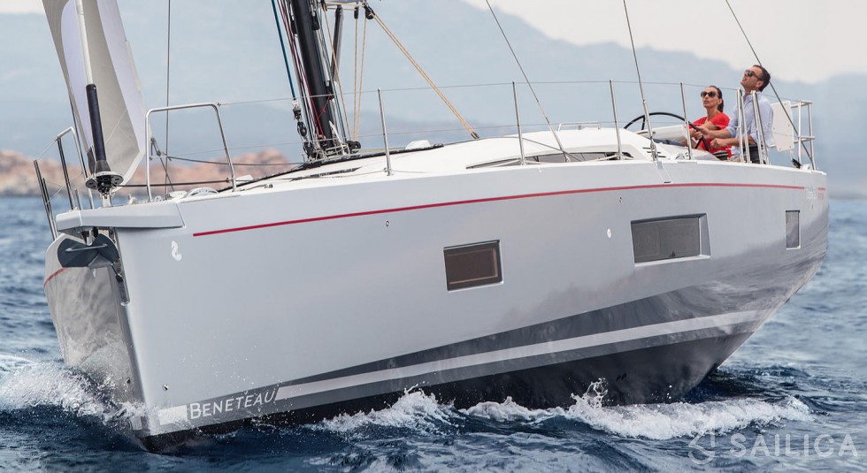 Oceanis 51.1 - Yacht Charter Sailica