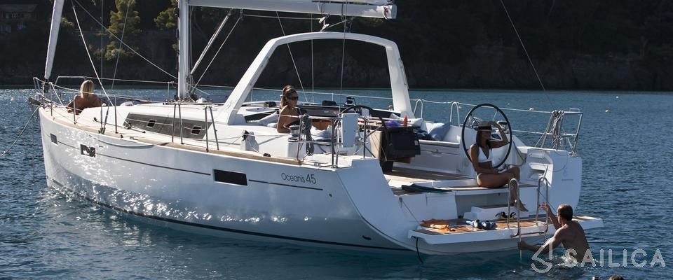 Oceanis 45 - Yacht Charter Sailica