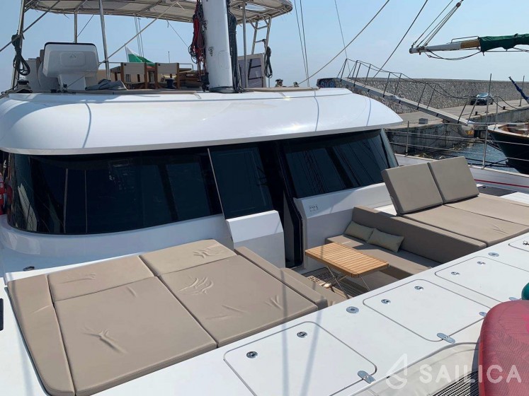 Sunreef 50 - Yacht Charter Sailica