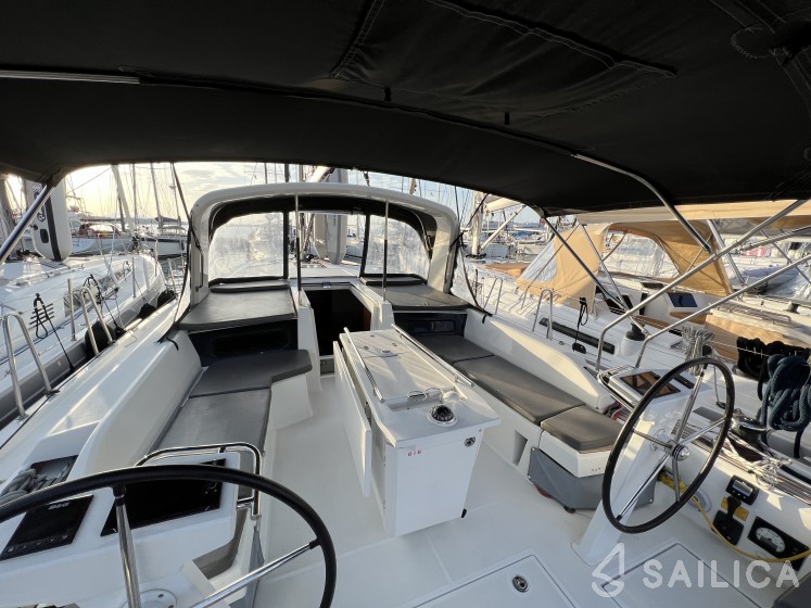 Oceanis 46.1 - Yacht Charter Sailica