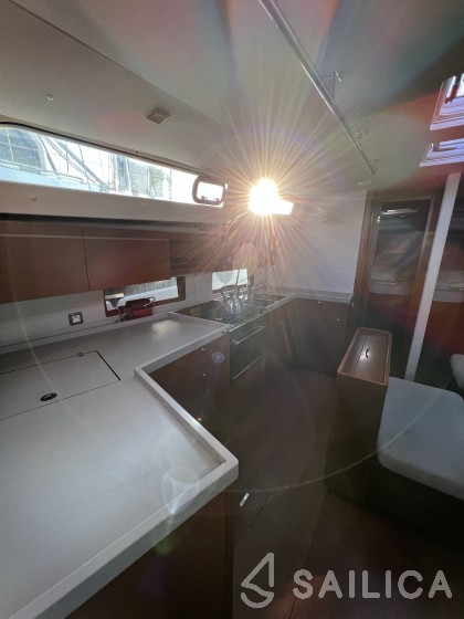 Oceanis 46.1 - Yacht Charter Sailica