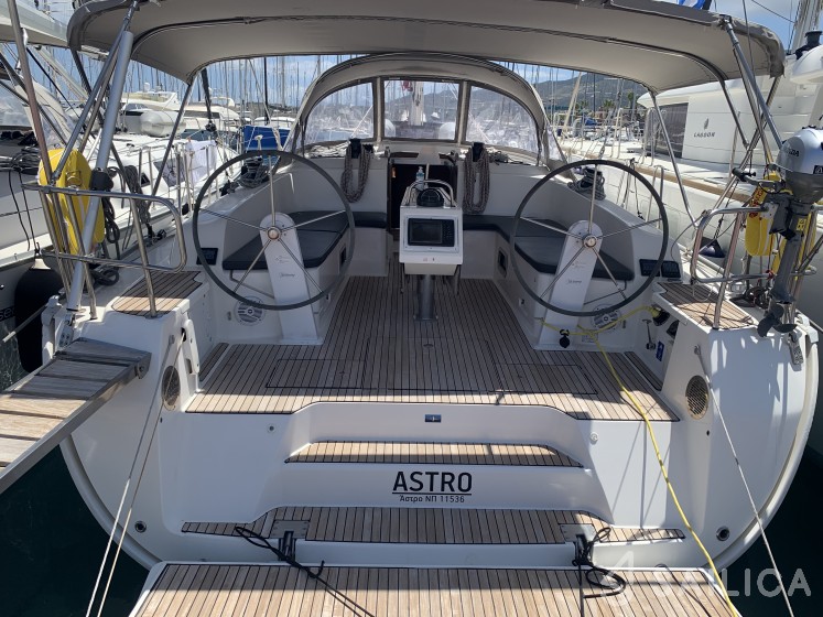 Bavaria 46 Cruiser - Yacht Charter Sailica