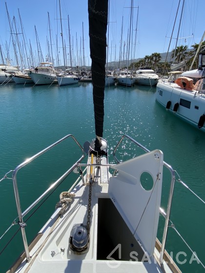 Oceanis 45 - Yacht Charter Sailica