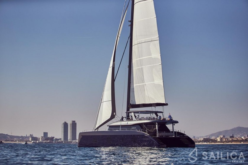 Sunreef 80 - Yacht Charter Sailica