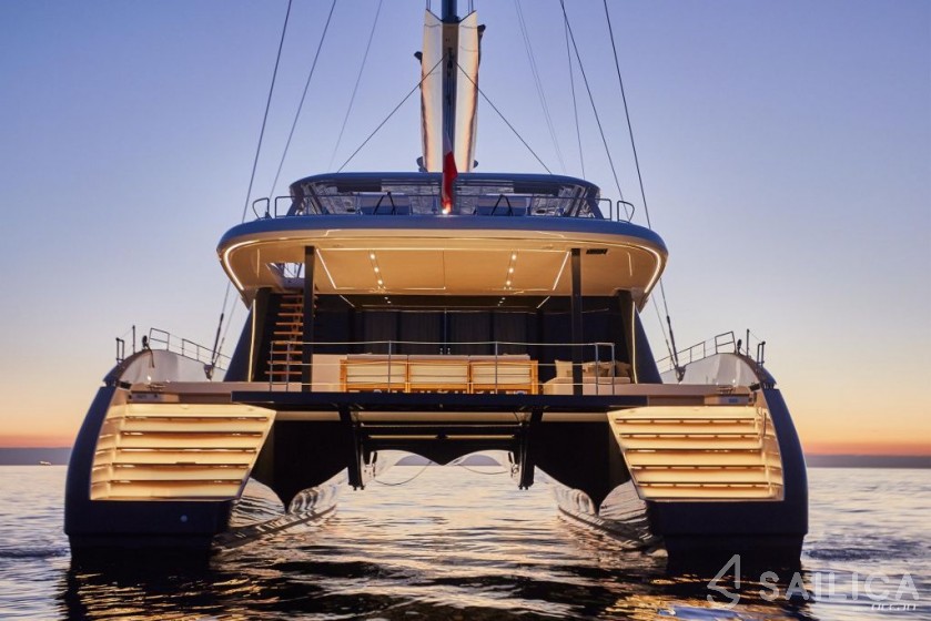 Sunreef 80 - Yacht Charter Sailica