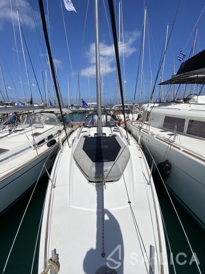 Sun Odyssey 42i - Yacht Charter Sailica