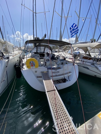 Sun Odyssey 42i - Yacht Charter Sailica