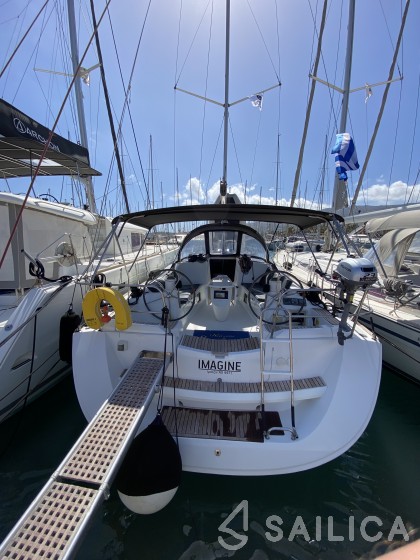 Sun Odyssey 42i - Yacht Charter Sailica