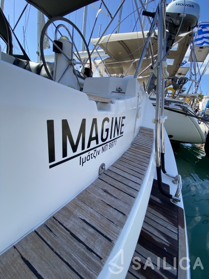 Sun Odyssey 42i - Yacht Charter Sailica