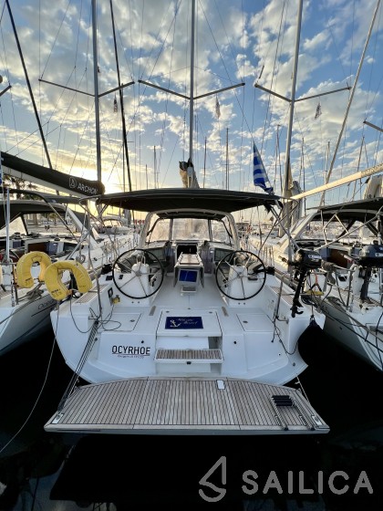 Oceanis 41.1 - Yacht Charter Sailica