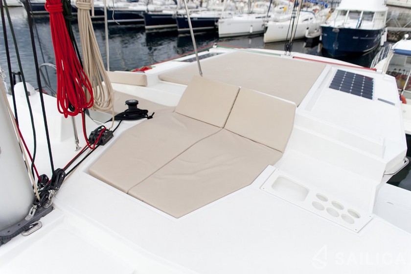Bali 4.0 - Yacht Charter Sailica